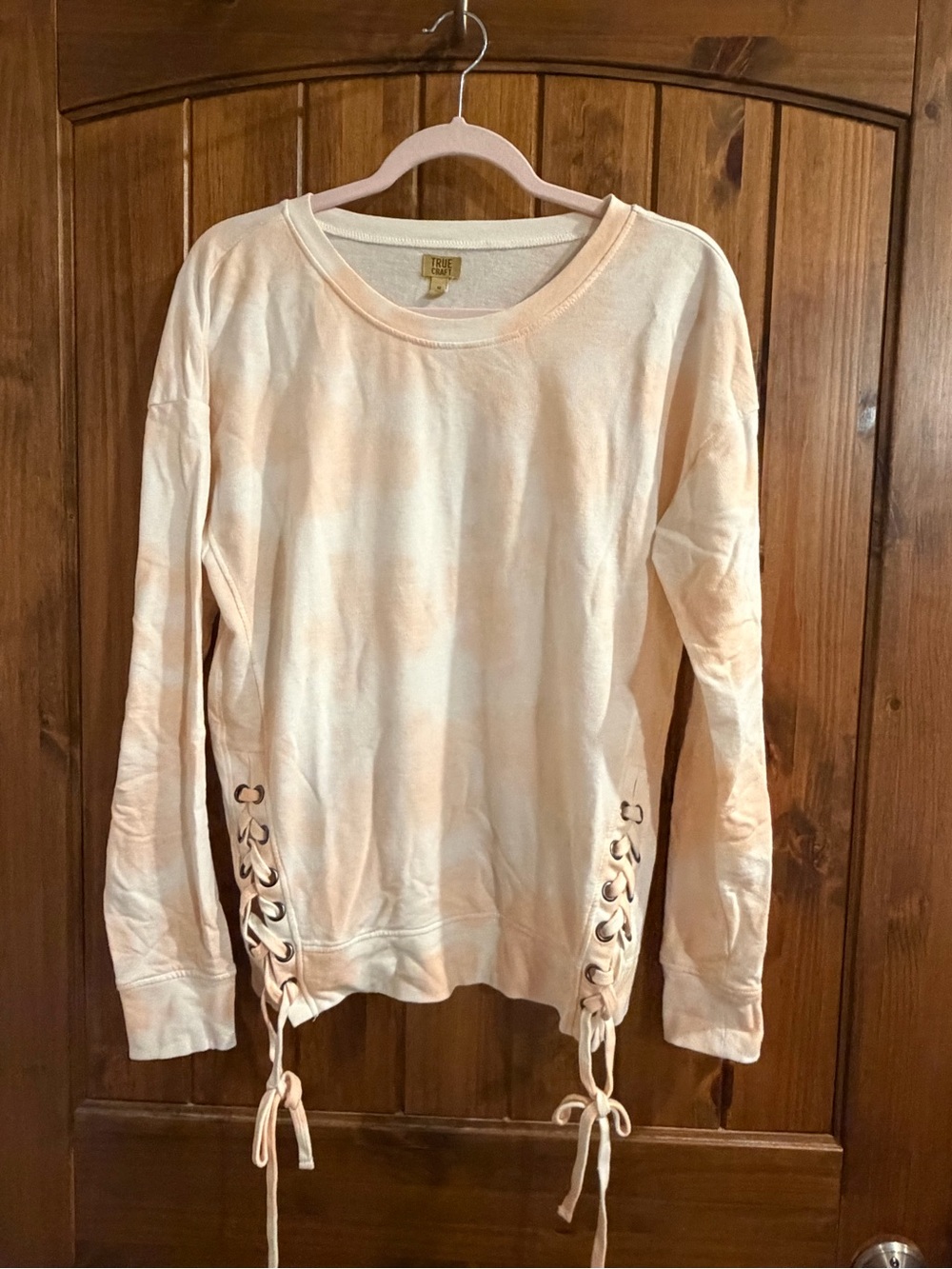 True Craft Peach Cream Lace-Up Tie-Dye Sweatshirt